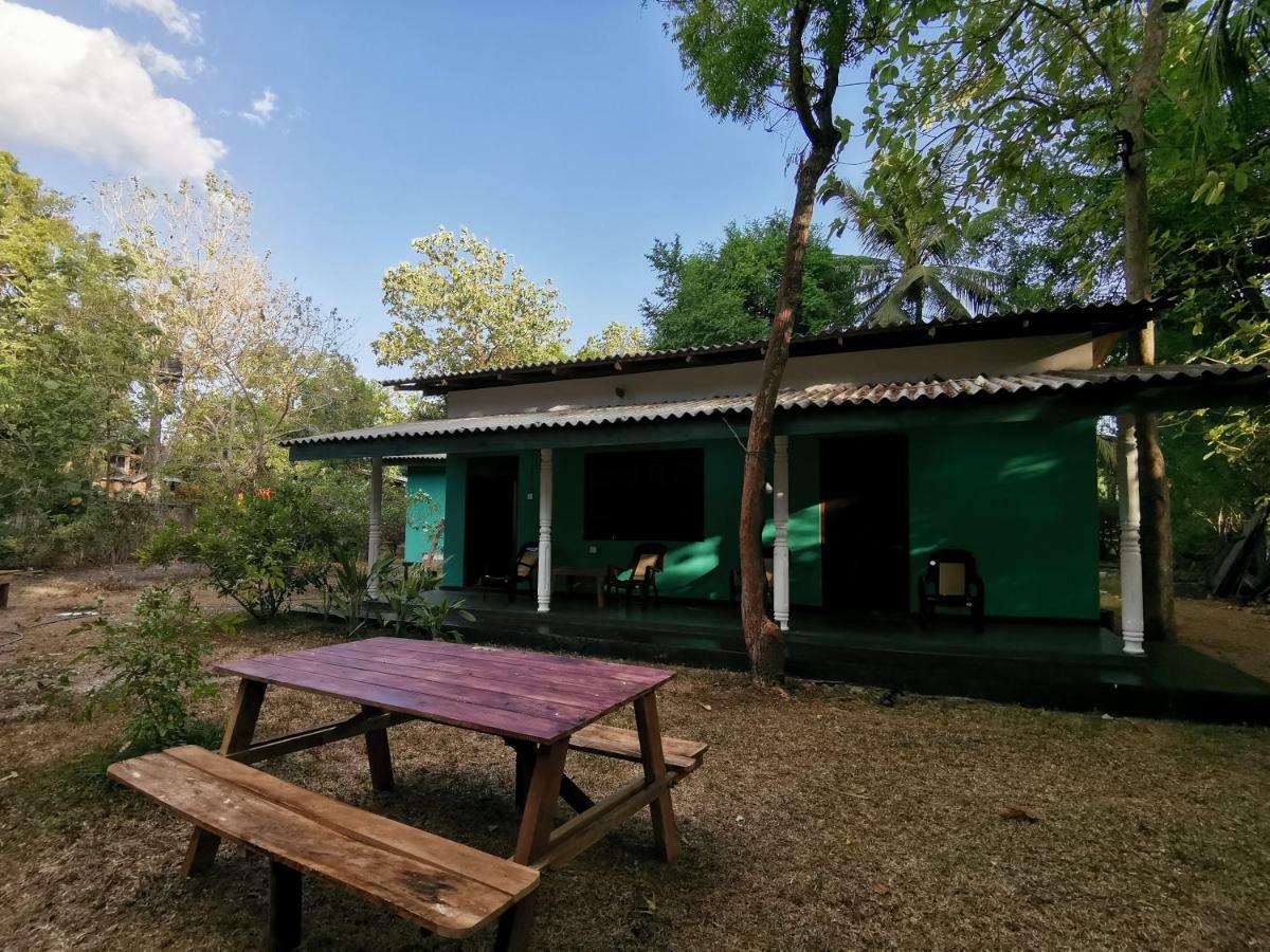 The Nilmini Lodge Sigiriya Exteriör bild